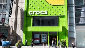Crocs to close last manufacturing plants in Mexico and Italy (c) Michael Brochstein SOPA Images LightRocket Getty Images