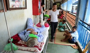 Patients insecure about province  and district level hospitals in Vietnam (c) Tuoi Tre News