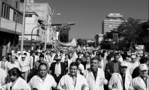 Public health doctors protest conditions in Mexico (c) hipertextual