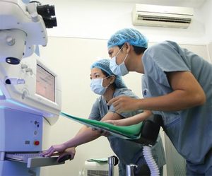 Vietnams health sector to invest big in IT (c) Le Toan Vietnam Investment Review