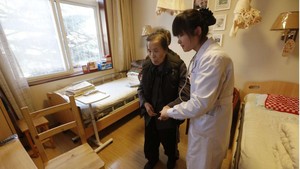 Chinas nursing homes more than triple in past five years (c) EPA