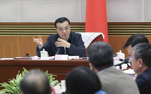 Chinas premier urges more medical reforms (c) Xinhua Finance Agency