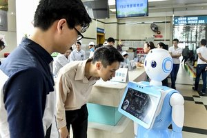 China tech giants tap into AI healthcare market (c) Global Times